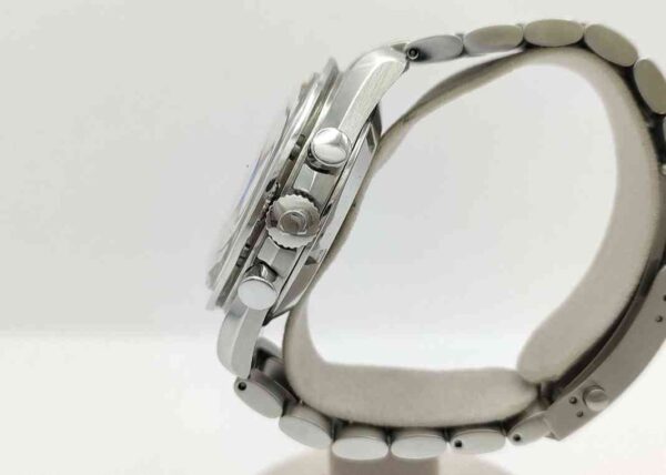 11845 - Omega - 3570.31 (Limited) - pre-owned conditions with MINOR signs of usage - Card & Box - Image 2