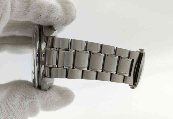 11845 - Omega - 3570.31 (Limited) - pre-owned conditions with MINOR signs of usage - Card & Box - Image 6