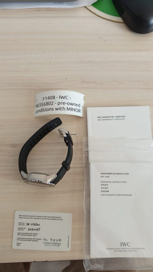 11408 - IWC - IW356802 - pre-owned conditions with MINOR signs of usage - With Card - Image 13