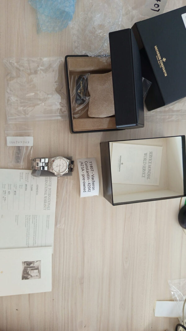 11407 - Vacheron Constantin - 42042/423A - pre-owned conditions with MINOR signs of usage - Card & Box - Image 5