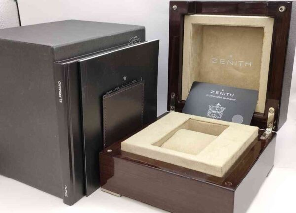 11385 - Zenith 03.2080.4021/21.C496 (2013) - pre-owned conditions with MINOR signs of usage - Card & Box - Image 4