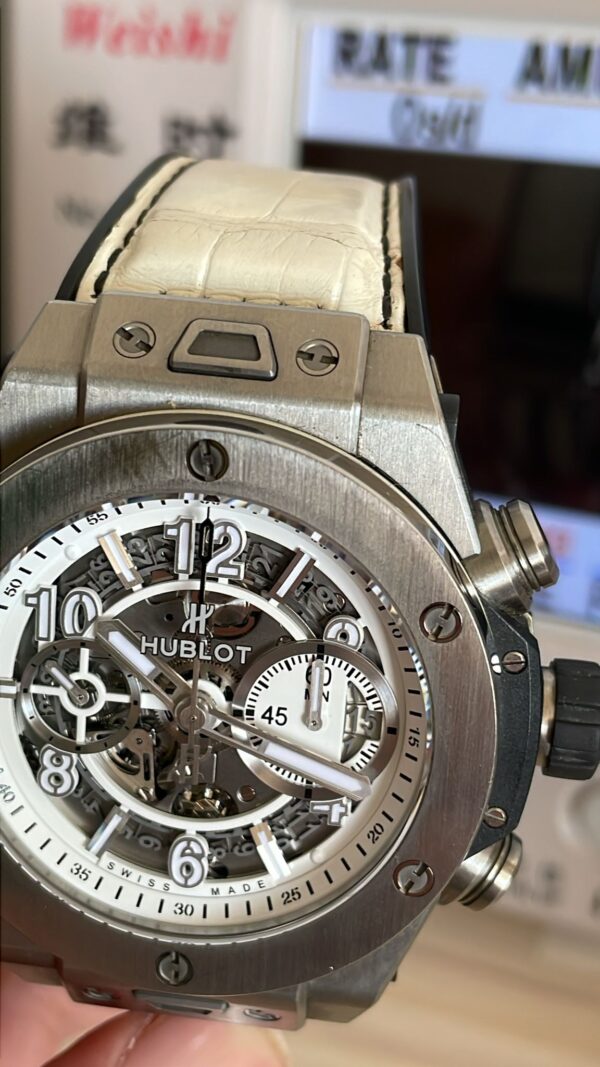 11374 - Hublot 411.NE.2010.LR.JSM15 (2024)- pre-owned conditions with MINOR signs of usage - Card & Box - Image 10