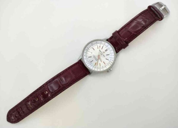 11333 - Breitling - A17395 - pre-owned conditions with MINOR signs of usage - Card & Box - Image 3