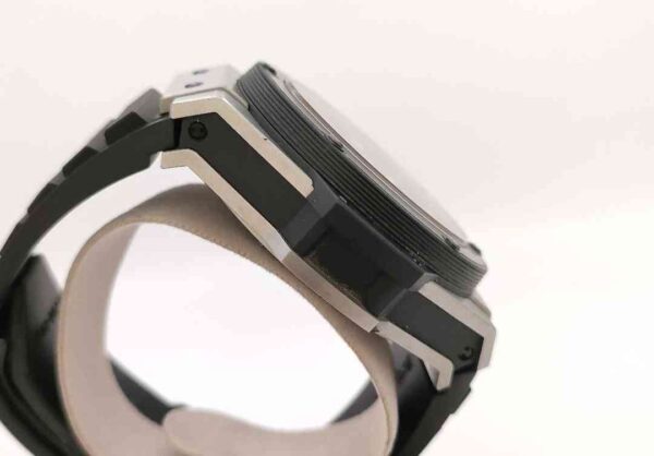 11328 - Hublot - 701.NX.0170.RX - pre-owned conditions with MINOR signs of usage - Card & Box - Image 3