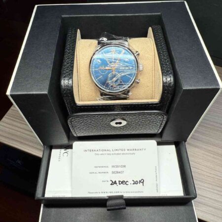 11893 - IWC - IW391036 - pre-owned conditions with MINOR signs of usage - Card & Box