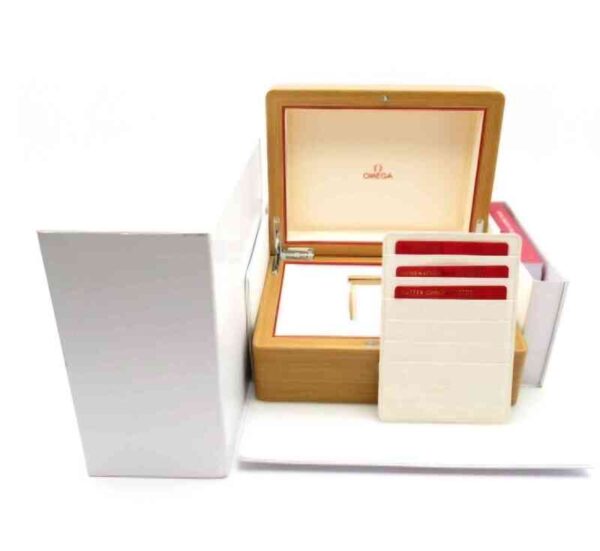 11284 - Omega 210.92.44.20.01.003 (2022) - pre-owned conditions with MINOR signs of usage - Card & Box - Image 3