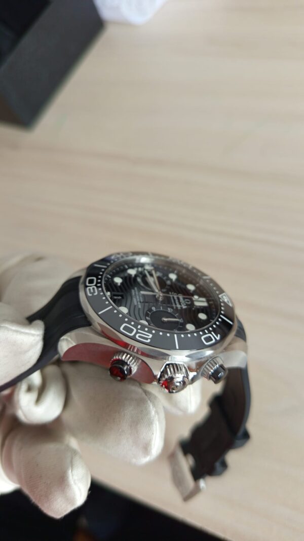 11264 - Omega - 210.32.44.51.01.001 - pre-owned conditions with MINOR signs of usage - With Card (2022) - Image 6