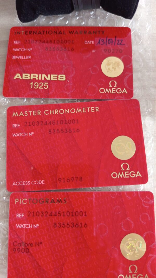 11264 - Omega - 210.32.44.51.01.001 - pre-owned conditions with MINOR signs of usage - With Card (2022) - Image 15