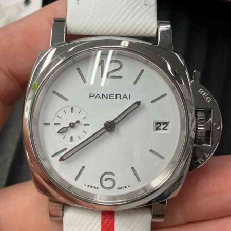 11235 - Panerai PAM01306 (2021) - pre-owned conditions with MINOR signs of usage - Card & Box
