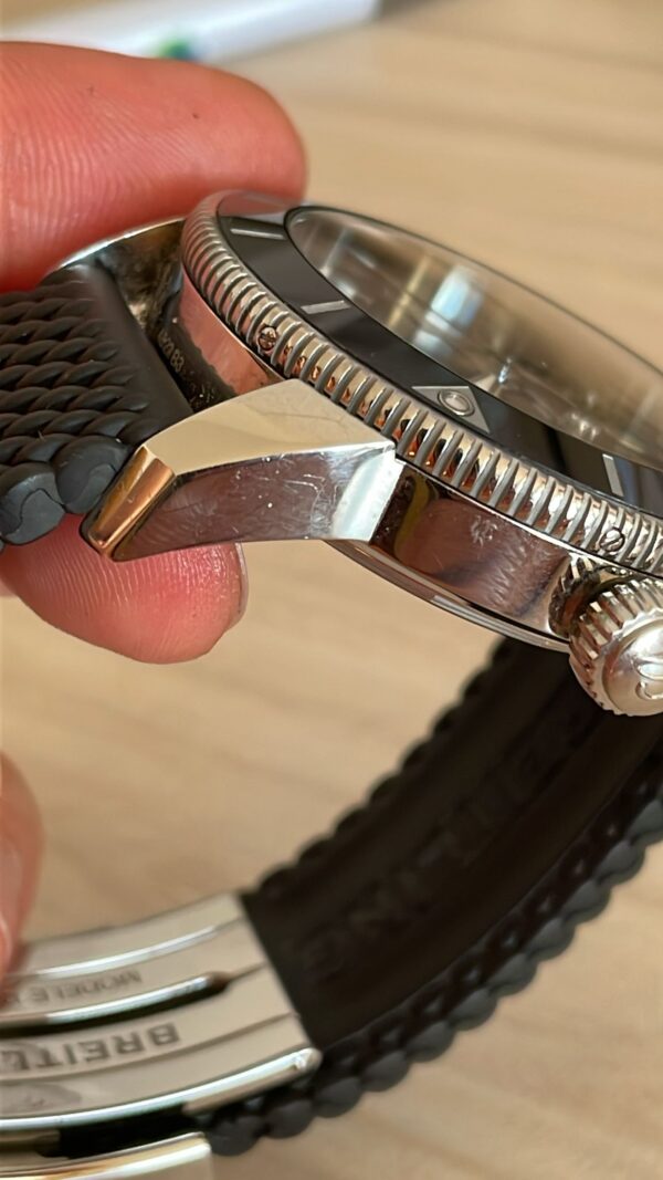 11042 - Breitling AB2030 - pre-owned conditions with MINOR signs of usage - With Card - Image 11