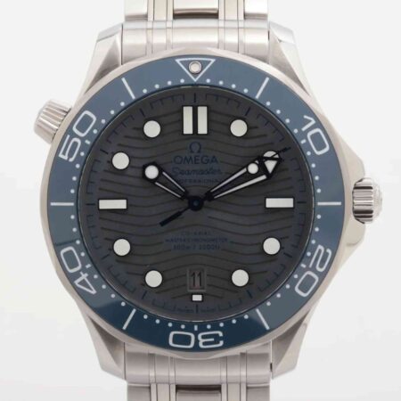11786 - Omega - 210.30.42.20.06.001 - pre-owned conditions with MINOR signs of usage - Card & Box