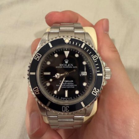 10665 - Rolex 16600 Sea Dweller - Polished - Box & papers (Open Date)