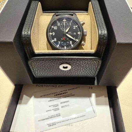 11906 - IWC - IW389001 - pre-owned conditions with MINOR signs of usage - Card & Box