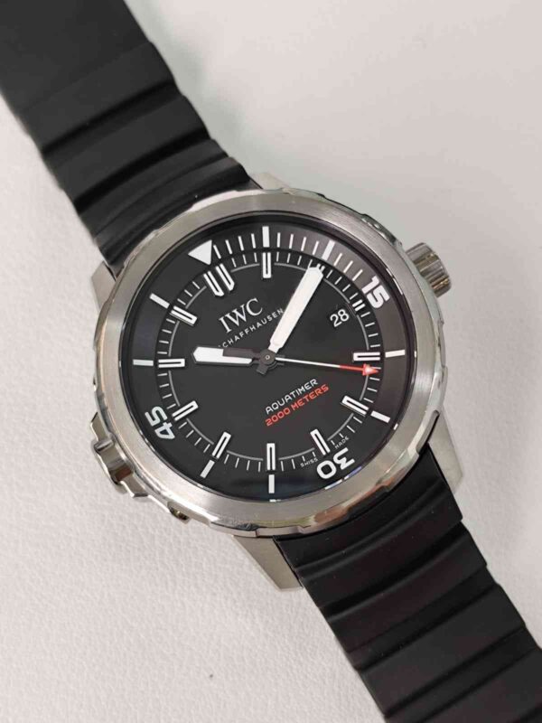 11930 - IWC - IW329101 (Limited Ed. Titanium) - pre-owned conditions with MINOR signs of usage - Card & Box