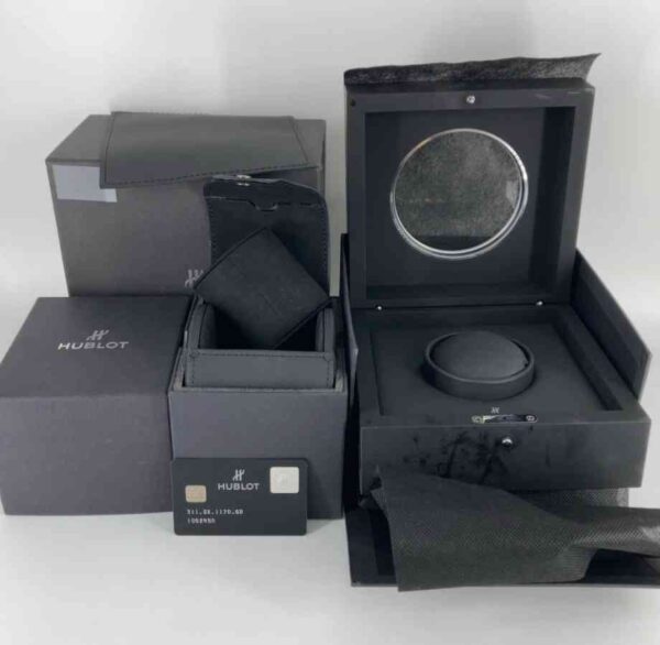 11920 - Hublot - 311.SX.1170.GR - pre-owned conditions with MINOR signs of usage - Card & Box - Image 3