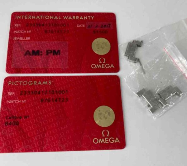 11921 - Omega - 233.30.41.21.01.001 - pre-owned conditions with MINOR signs of usage - With Card - Image 5