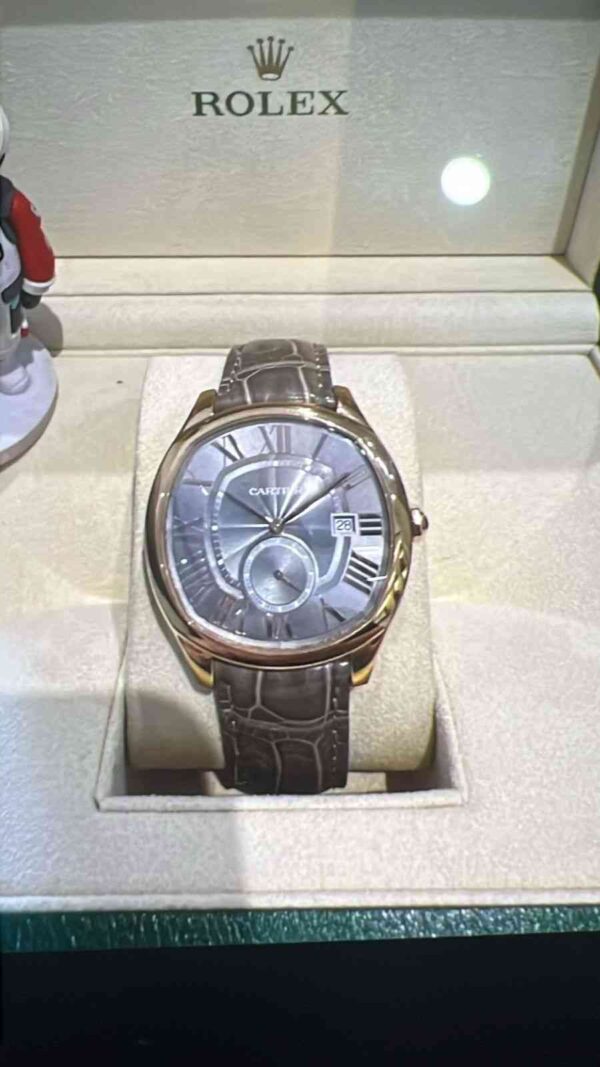 11958 - Cartier - WGNM0004 - pre-owned conditions with MINOR signs of usage - With Card