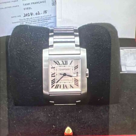 11945 - Cartier - WSTA0067 - pre-owned conditions with MINOR signs of usage - Card & Box