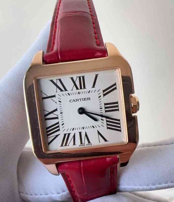 12122 - Cartier - W2009251 - pre-owned conditions with MINOR signs of usage - With Card