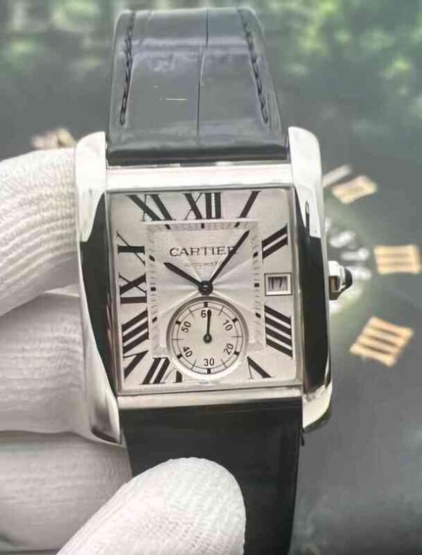 12115 - Cartier - W5330003 - pre-owned conditions with MINOR signs of usage - With Card