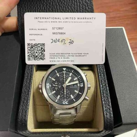 12199 - IWC - IW376804 - pre-owned conditions with MINOR signs of usage - Card & Box
