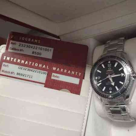 12207 - Omega - 232.30.42.21.01.001 - pre-owned conditions with MINOR signs of usage - Card & Box