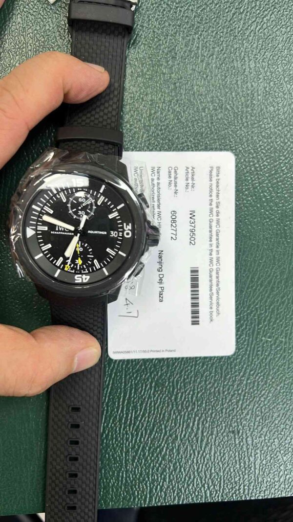 11806 - IWC - IW379502 - pre-owned conditions with MINOR signs of usage - With Card
