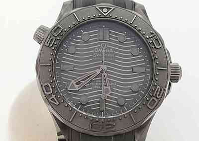 12258 - Omega - 210.92.44.20.01.003 - pre-owned conditions with MINOR signs of usage - Card & Box