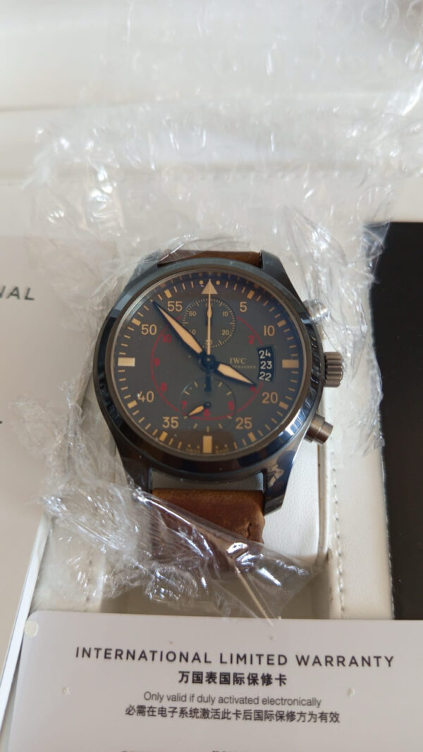 11684 - IWC - IW388002 - pre-owned conditions with MINOR signs of usage - Card & Box