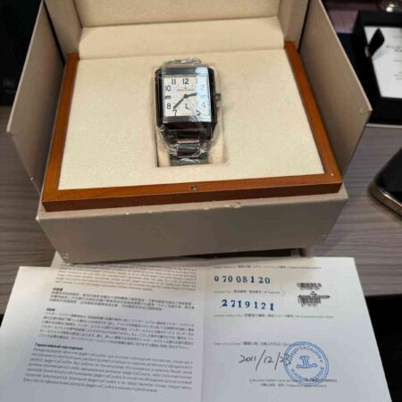 11890 - Jaeger-LeCoultre - Q7008120 - pre-owned conditions with MINOR signs of usage - Card & Box