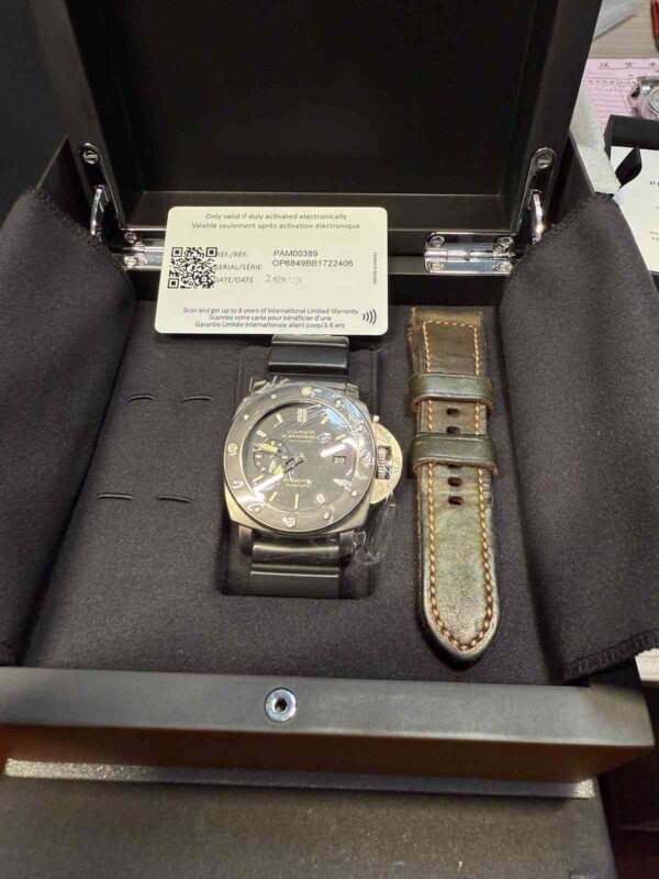 11891 - Panerai - PAM00389 - pre-owned conditions with MINOR signs of usage - Card & Box