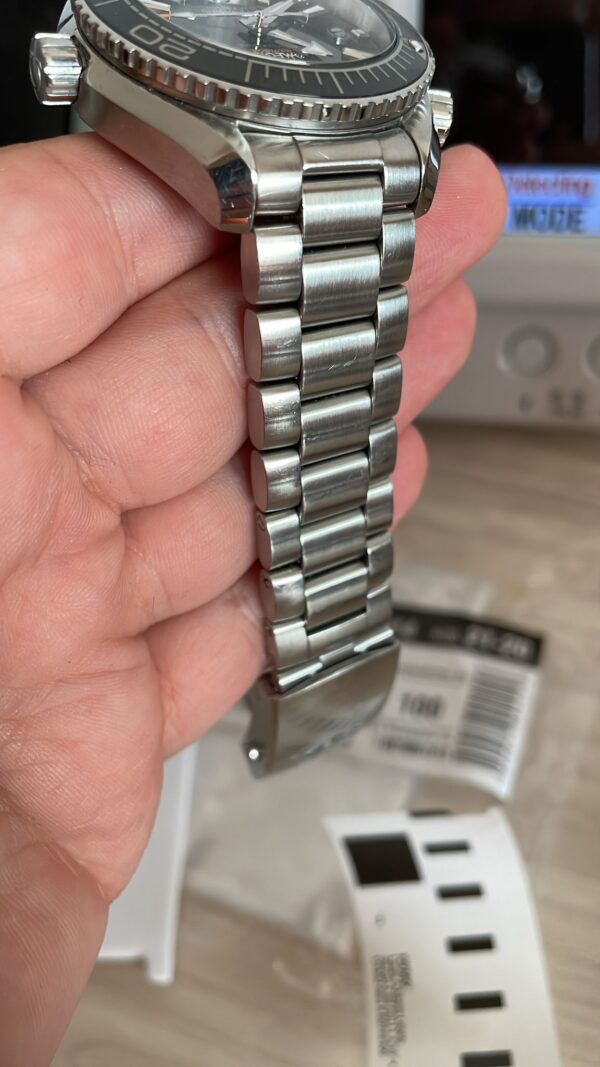 11317 - Omega 215.30.40.20.01.001 (2018) - pre-owned conditions with MINOR signs of usage - Card & Box - Image 10