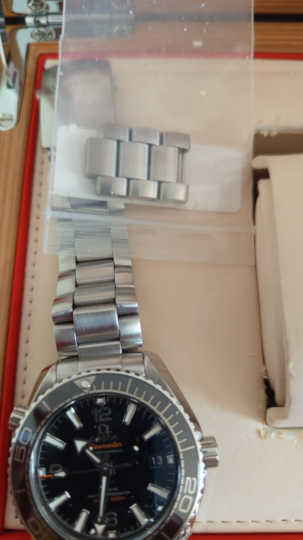 11317 - Omega 215.30.40.20.01.001 (2018) - pre-owned conditions with MINOR signs of usage - Card & Box - Image 15