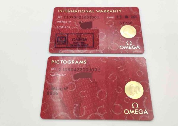 11562 - Omega - 210.90.42.20.01.001 - pre-owned conditions with MINOR signs of usage - With Card - Image 6