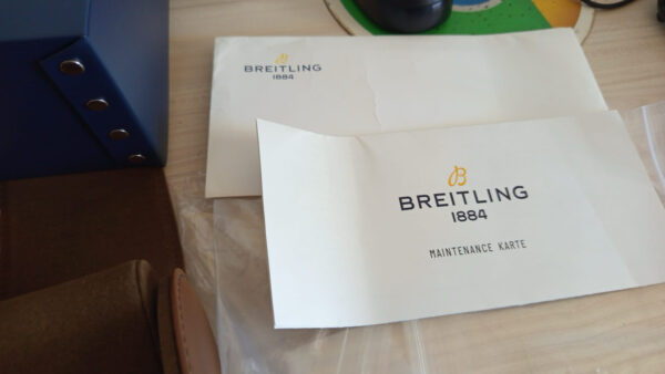 11495 - Breitling - AB0119 (Green) - pre-owned conditions with MINOR signs of usage - Card & Box - Image 7