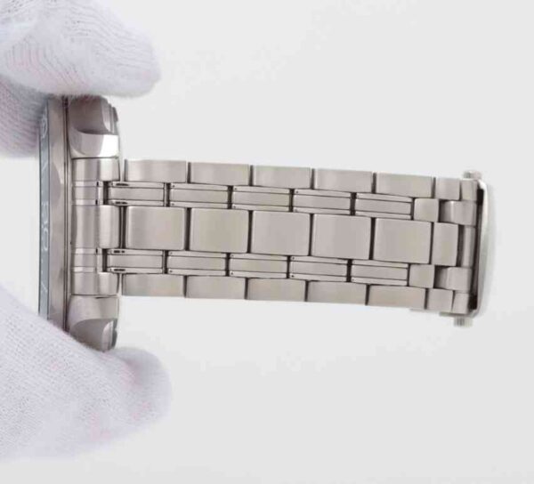 11486 - Omega - 210.30.42.20.06.001 - pre-owned conditions with MINOR signs of usage - Card & Box - Image 3