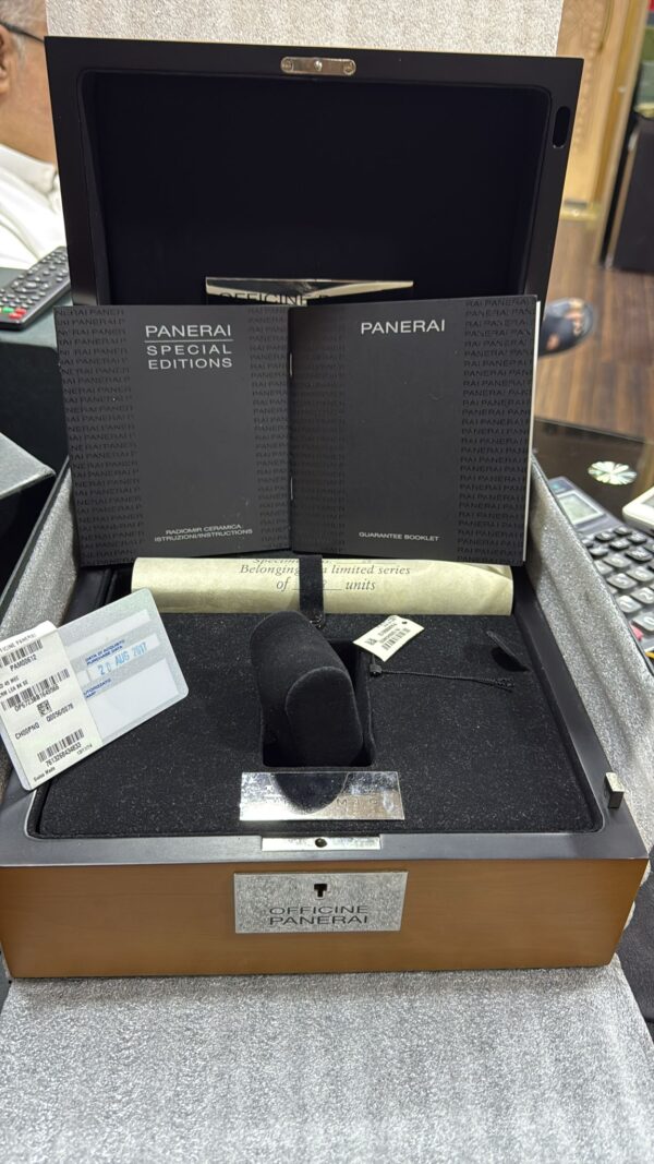 12385 - Panerai - PAM00612 - pre-owned conditions with MINOR signs of usage - Card & Box - Image 4