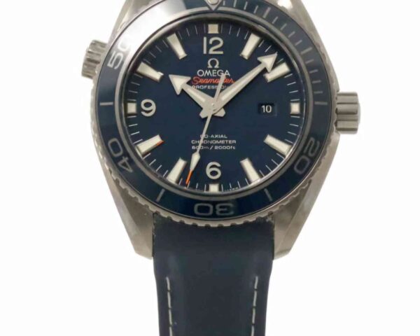 12451 - Omega - 232.92.38.20.03.001 - pre-owned conditions with MINOR signs of usage - Card & Box