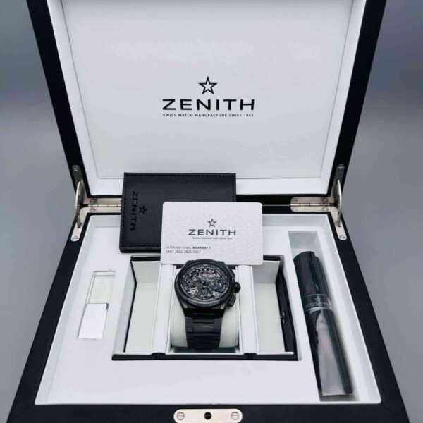 11620 - Zenith - 49.9000.9004/78.M900 - pre-owned conditions with MINOR signs of usage - Card & Box - Image 13
