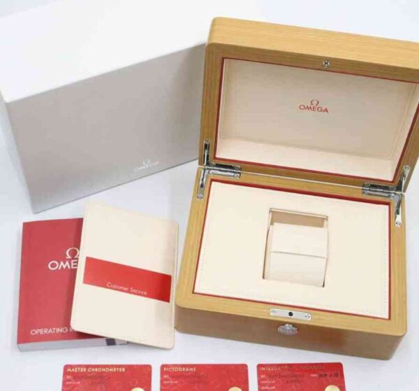 12435 - Omega - 210.92.44.20.01.003 - RETAIL READY - Card & Box - Image 3