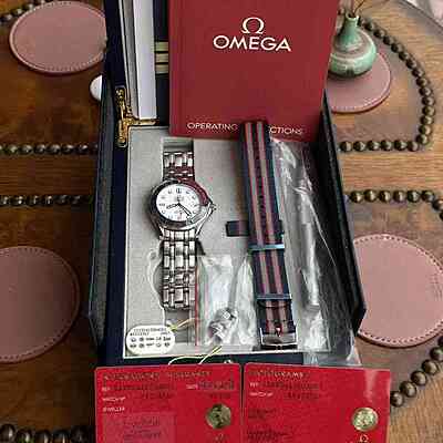12741 - Omega - 212.32.41.20.04.001 - pre-owned conditions with MINOR signs of usage - Card & Box