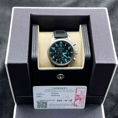 12831 - IWC - IW388108 - pre-owned conditions with MINOR signs of usage - Card & Box