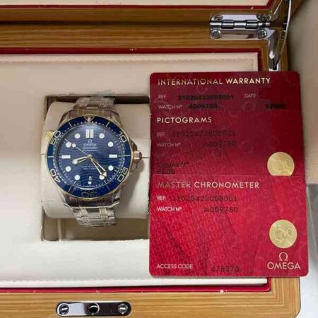 13118 - Omega - 210.20.42.20.03.001 - pre-owned conditions with MINOR signs of usage - Card & Box