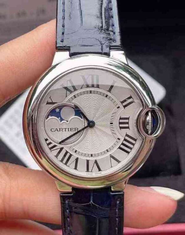 13179 - Cartier - WSBB0020 - pre-owned conditions with MINOR signs of usage - Card & Box
