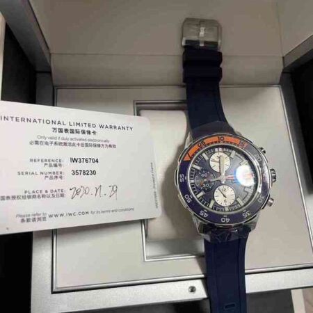 13240 - IWC - IW376704 - pre-owned conditions with MINOR signs of usage - Card & Box