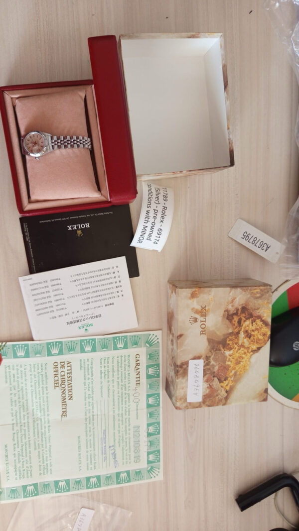 11789 - Rolex - 69174 (Silver) - pre-owned conditions with MINOR signs of usage - Card & Box - Image 7