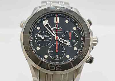 13279 - Omega - 212.30.44.50.01.001 - pre-owned conditions with MINOR signs of usage - Card & Box