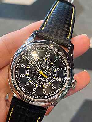 13295 - Patek Philippe - 6007G (2023) - pre-owned conditions with MINOR signs of usage - Card & Box
