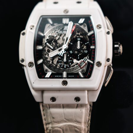 10708 - Hublot 601.HX.0173.LR (2016) - Card & Box - Fair (Worn Strap)