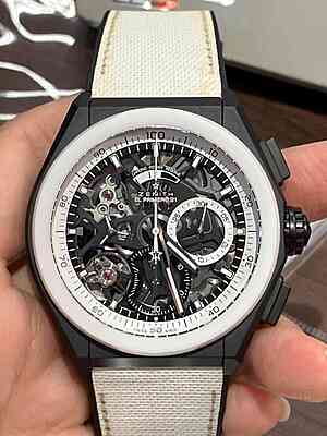 13009 - Zenith - 49.9007.9004/11.R923 - pre-owned conditions with MINOR signs of usage - Card & Box